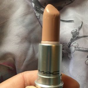 Mac lipstick in How Tropical